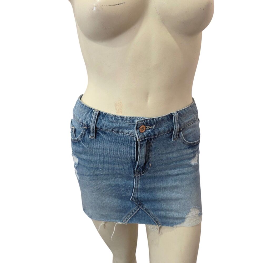 Hollister‎ Low Rise Distressed Denim Mini Skirt W26 Size 3 Blue Jean Raw Hem